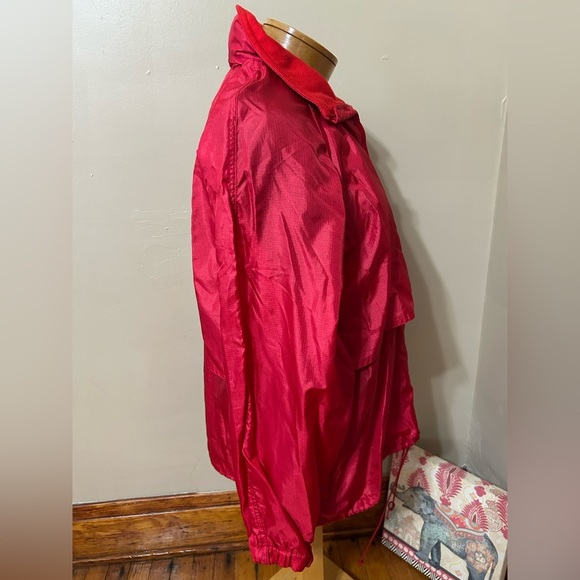 Eddie Bauer Mens Vintage Red Nylon Windbreaker Zip Up L Vented Packable Hood - Picture 2 of 8